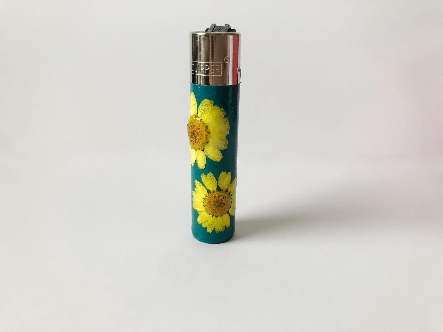Yellow Daisy Lighter
