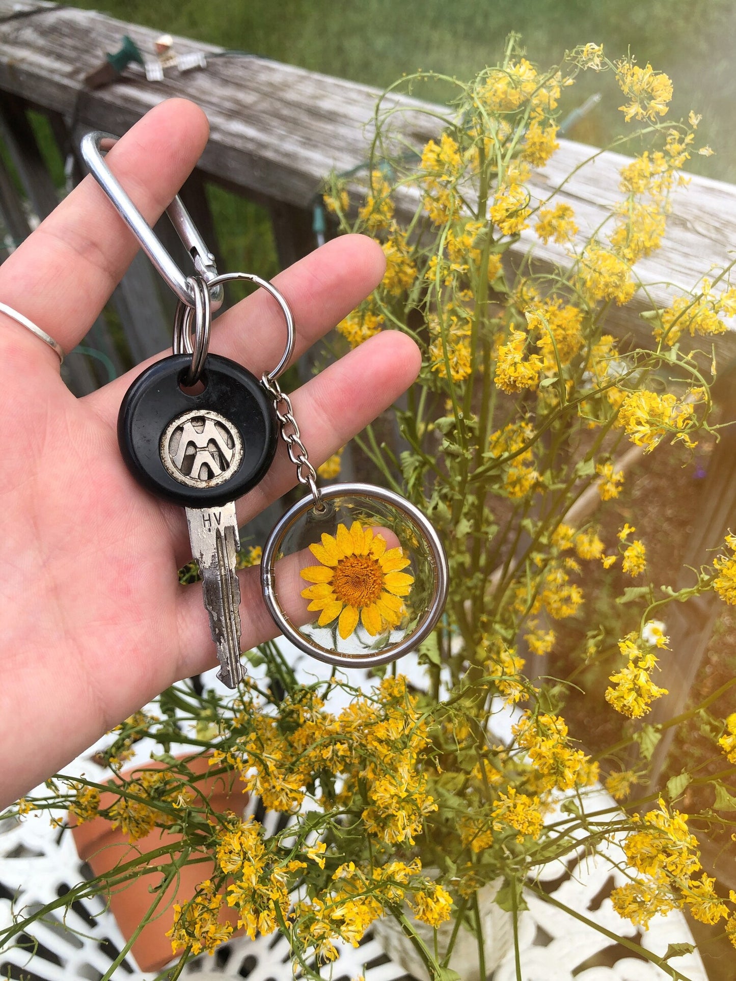 Yellow Daisy Keychain